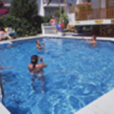 Uestuen Hotel apartamentowy 3*